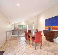 Beach Affair - 10 Callitris Crescent - Darwin Holiday