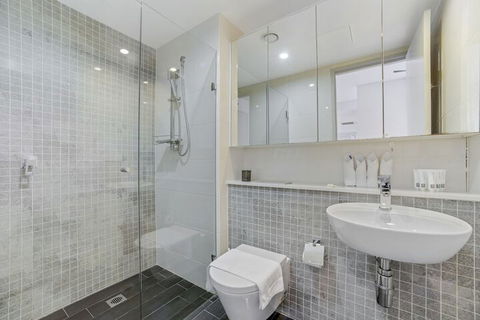 HomeHotel Comfy 2 Bedroom - Darwin Holiday 2
