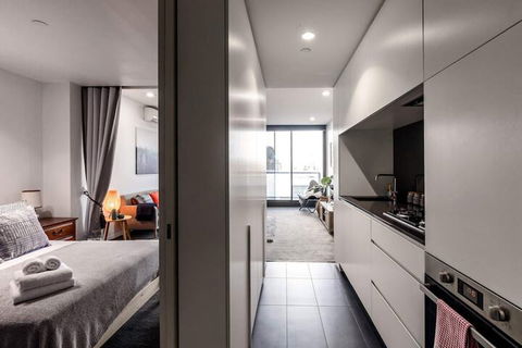 Spacious 1BD 50m From Chapel Street - Darwin Holiday 4