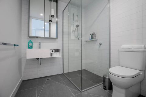 Comfy And Warm Apartment In Parkville - Darwin Holiday 4