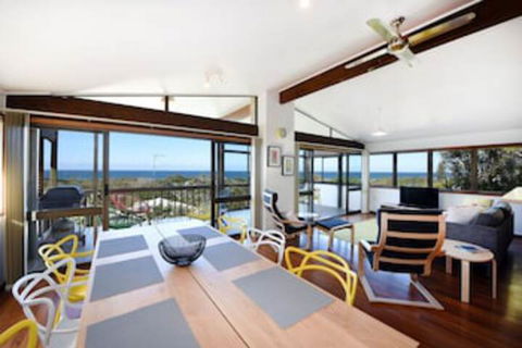 Sun Ray - 9 Pelican Street, Peregian Beach, Noosa Shire - Darwin Holiday 0