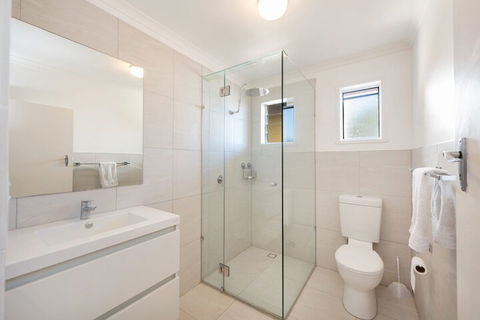 Heart Of Peregian, 19 Piper Street, Peregian Beach, Noosa Area - Darwin Holiday 7