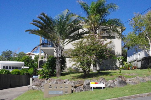 Unit 3 At 4 Pelican Street, Peregian Beach, Noosa Shire - Darwin Holiday 1