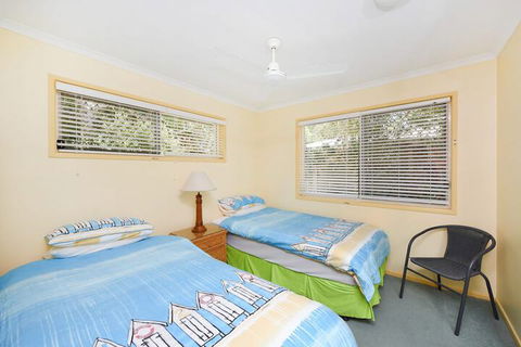 Sunbright 2/5 Petrel Street - Darwin Holiday 4