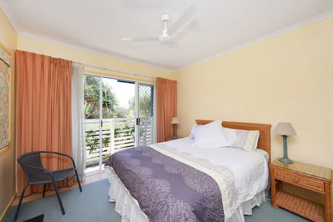 Sunbright 2/5 Petrel Street - Darwin Holiday 7