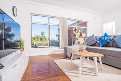 Comfy Denistone 3Bedroom Home (5Min Walk To Train) - Darwin Holiday 0