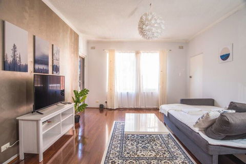 Vibrant And Colorful Apartment In Dollspoint - Darwin Holiday 7