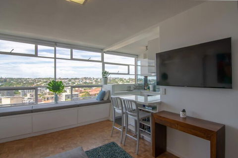 Bright 1 Bedroom Studio With Amazing City Views - Darwin Holiday 7