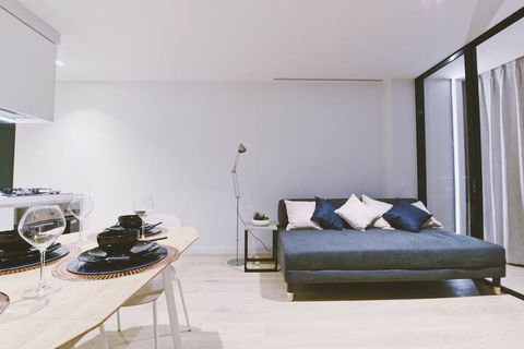 Light House S Collection - Darwin Holiday 5