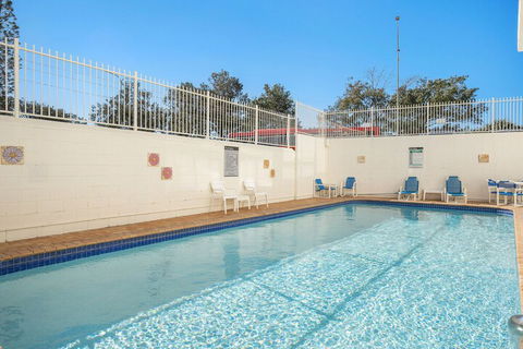 Suntower - Darwin Holiday 1