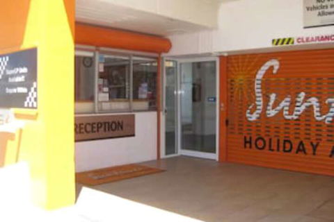 Suntower - Darwin Holiday 0