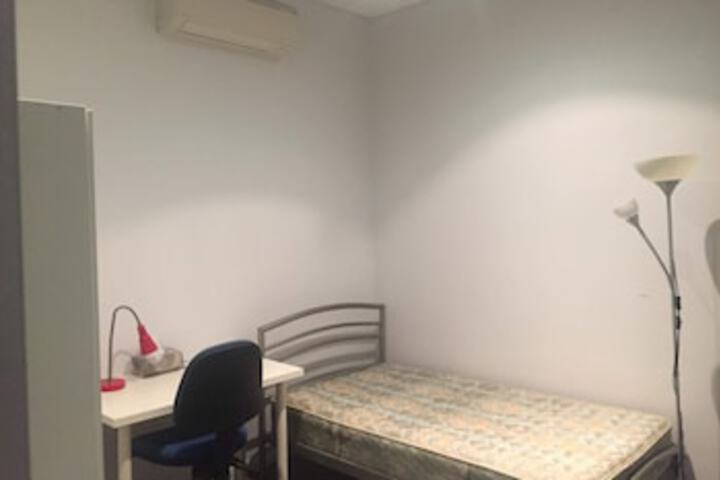 Turrella NSW Darwin Holiday