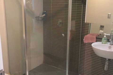 Sun-drenched 3 Bedroom Apartment In Turrella - Darwin Holiday 5