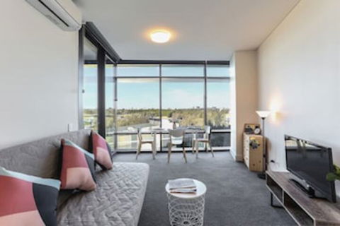 Highrise Apartment At Olympic Park - Darwin Holiday 0