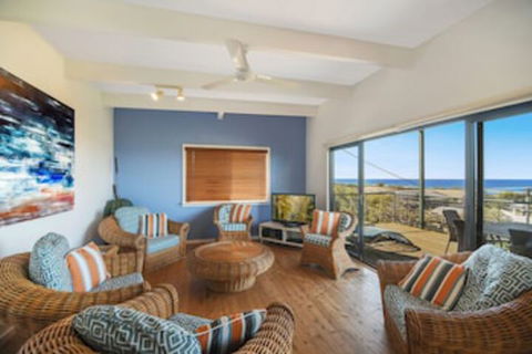 Peregian Beach House - 2/22 Avocet Parade - Darwin Holiday 0