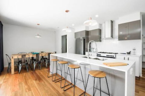 Pet Friendly, New House Peregian Breeze Drive, Peregian Beach - Darwin Holiday 0