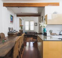 Surry Hills Terrace with Hot Tub - Darwin Holiday