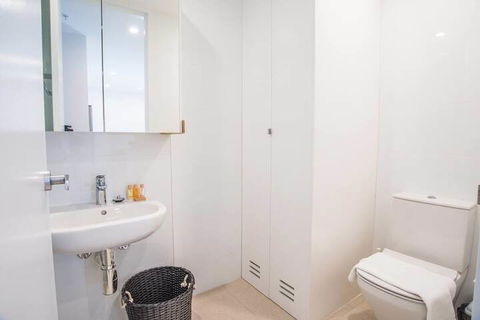 Perfect Brand New Apartment In Chatswood - Darwin Holiday 4