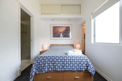 Peaceful 1 Bedroom Apartment With Parking - Darwin Holiday 5