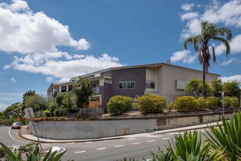 Peaceful 1 Bedroom Apartment With Parking - Darwin Holiday 1