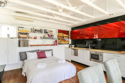 Architecturally Designed Studio 10 Minutes To CBD - Darwin Holiday 1