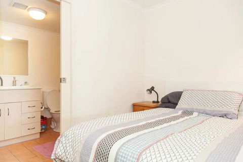 Fortitude Valley 1 Bedroom Apartment - Darwin Holiday 6