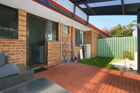 Safe & Secure 2 Bedroom Villa - Darwin Holiday 1