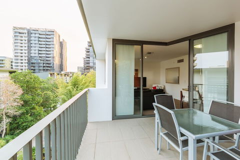 Airtrip Apartment On Merivale St - Darwin Holiday 3