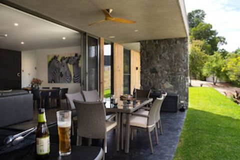 Two Ducks - Darwin Holiday 0