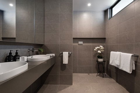 Two Ducks - Darwin Holiday 6