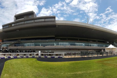 2 Bedroom Apt With Balcony & Air Con In Plympton - Darwin Holiday 2