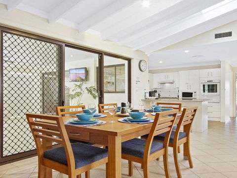 Saltwater Entertainers Paradise - Darwin Holiday 5