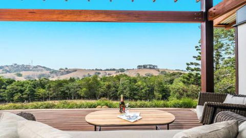 Byron Bay Luxury Holidays Carinya Cottages 3 - Darwin Holiday 6
