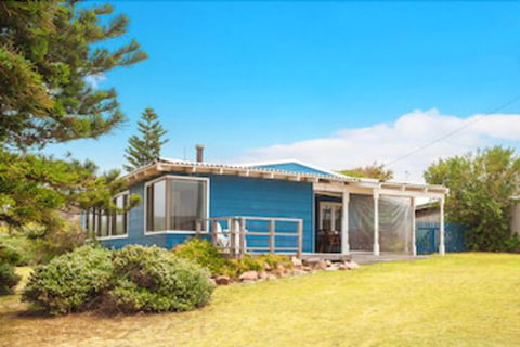Storm Bay Cottage - Darwin Holiday 0