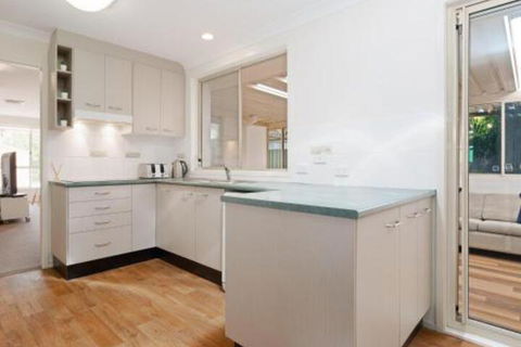 51 Rigney Street Pet Friendly House With Aircon - Darwin Holiday 6