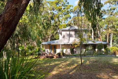 Lorien - Darwin Holiday 1