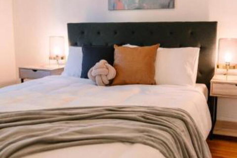 A Wave Away At Glenelg Cosy Unit Near The Beach - Darwin Holiday 7