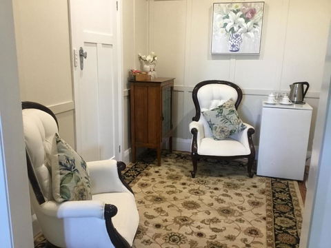 Araluen Historic House Deluxe Room - Darwin Holiday 6