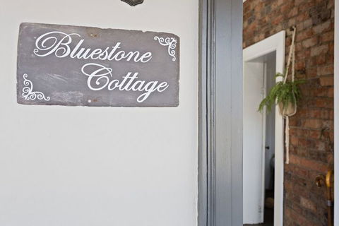 Bluestone Cottage Launceston - Darwin Holiday 1