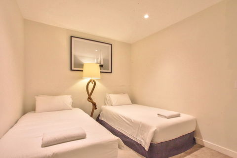 Apartment Hyde Park - Darling Harbour Day St 1 - Darwin Holiday 6