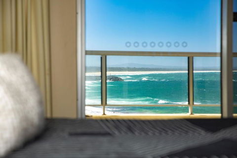 Beachpoint Unit 402 28 North Street - Darwin Holiday 5