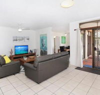 Unit 2 Cooltoro Court 7 Frank Street Coolum Beach 400 BOND LINEN INCLUDED - Darwin Holiday