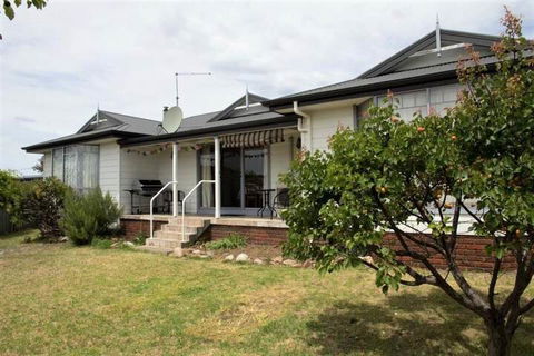 Chillax - Darwin Holiday 3