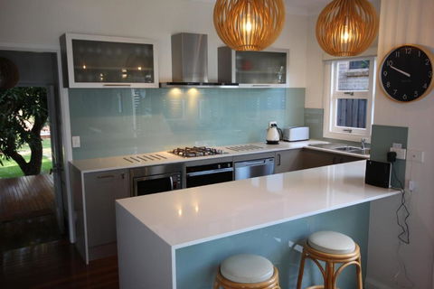 SEA URCHIN - Darwin Holiday 3