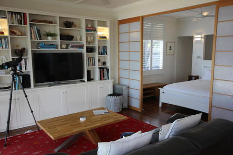 SEA URCHIN - Darwin Holiday 5