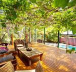 SERENITY - Darwin Holiday