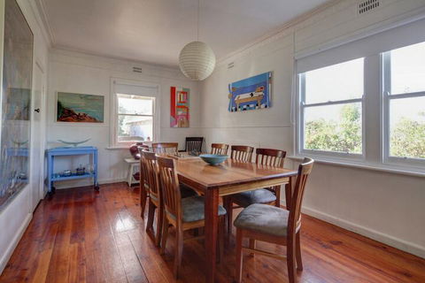 Deckhouse - Darwin Holiday 5