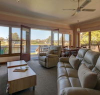 Harbour Lights - Darwin Holiday