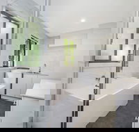 East Tempy - Darwin Holiday