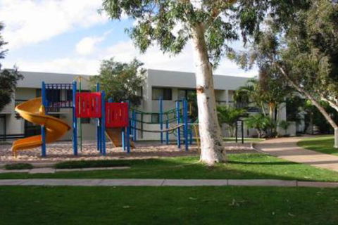 Beach Resort Kalbarri Unit 33 - Darwin Holiday 1